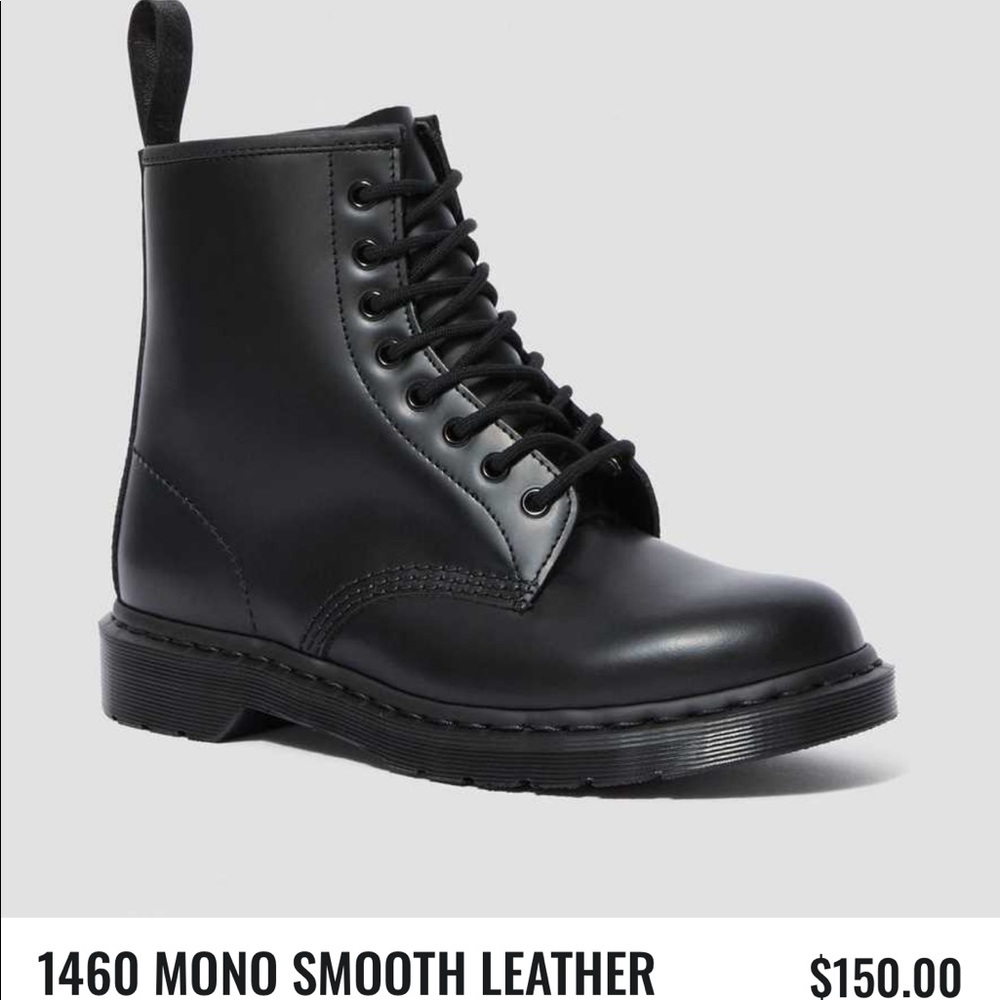 ALL BLACK DOC MARTENS